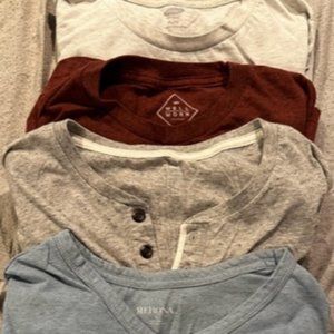 ****all sold. Listing duplicated****Men's short sleeved t-shirts, size large